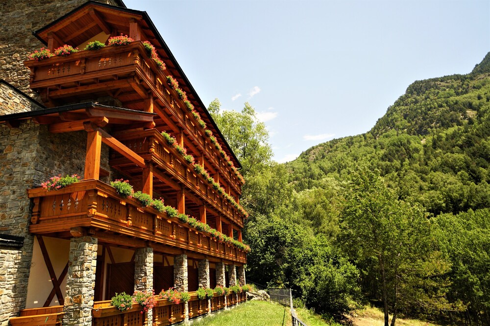 Xalet Bringue Hotel & Spa
