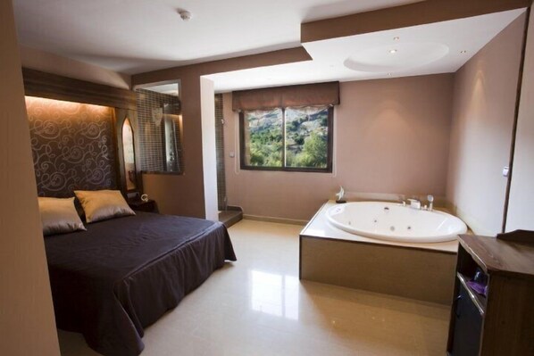 Habitación doble (2 adults) | Caja fuerte y wifi gratis