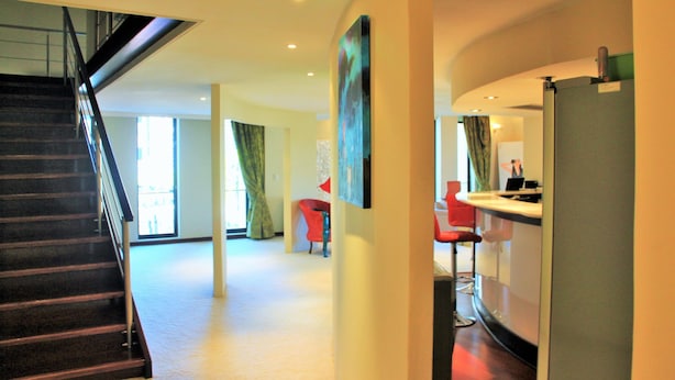 Penthouse Luxe, 2 chambres | Coin séjour