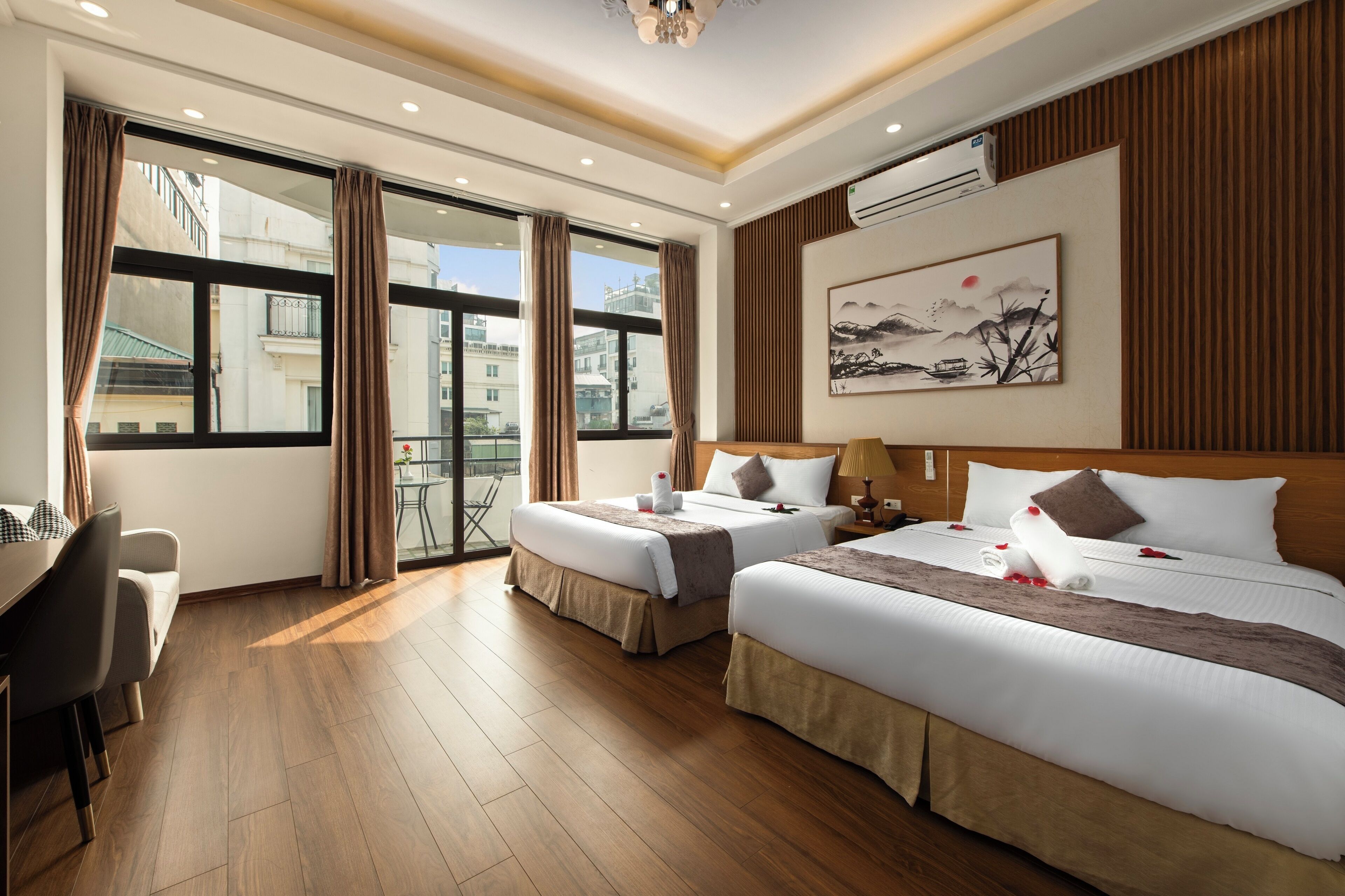 Deluxe Double Room, Terrace, City View