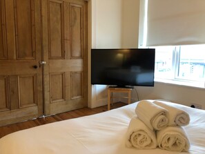 Appartement, 2 chambres | 1 chambre, fer et planche à repasser, Wi-Fi gratuit