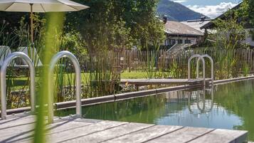 Piscine extérieure (ouverte en saison)