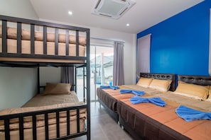 2 Bedrooms Villa | 2 Schlafzimmer, Schreibtisch, kostenloses WLAN