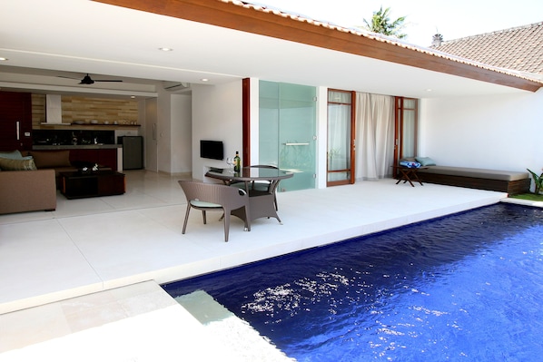 Apartment, 1 Schlafzimmer, eigener Pool | Terrasse/Patio