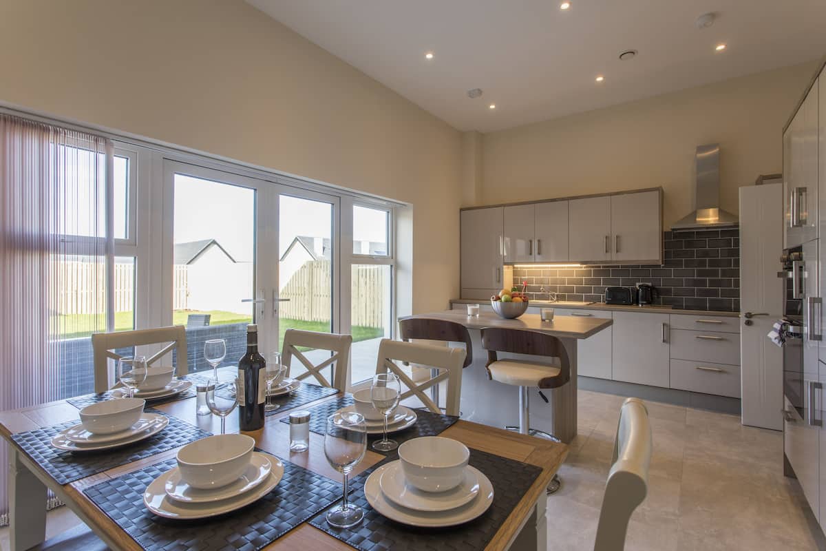 Comfort House, 4 Bedrooms, 2 Bathrooms, Bay View | Private kitchen