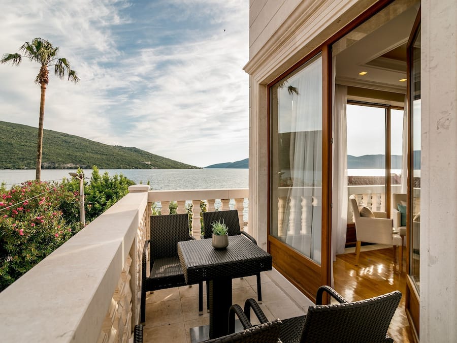 Apartamento luxo, vista para o mar | Vista do quarto