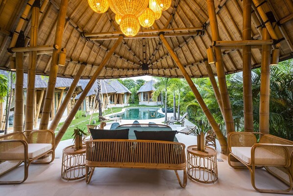 Villa, 4 soverom | Terrasse/patio