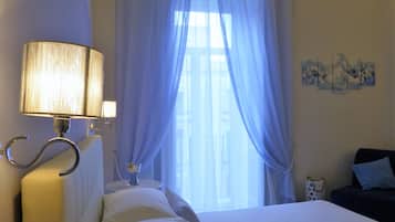 Dreibettzimmer (Mare) | Hochwertige Bettwaren, Daunenbettdecken, Minibar, Zimmersafe