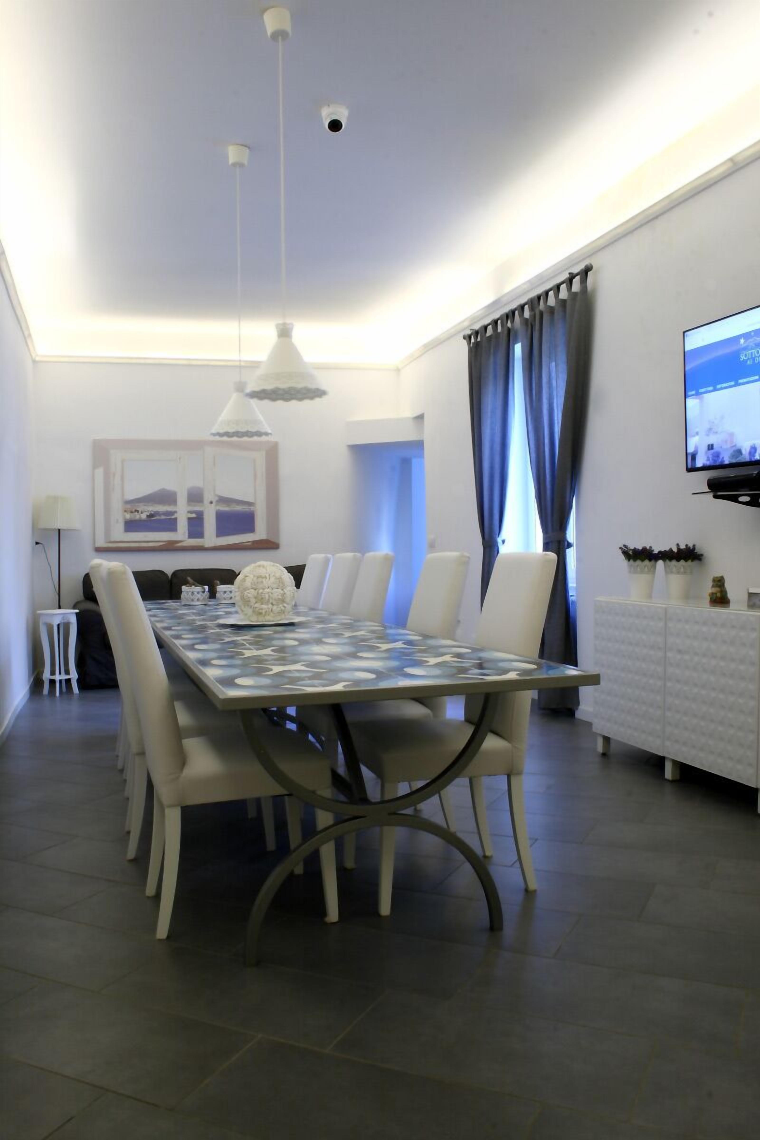 Petit déjeuner composé de spécialités régionales compris tous les jours