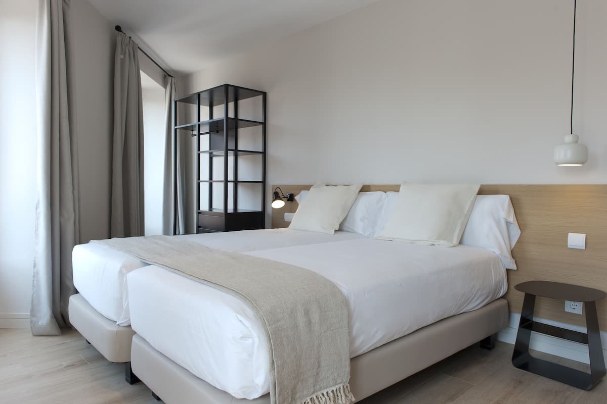 In-room safe, desk, blackout drapes, soundproofing