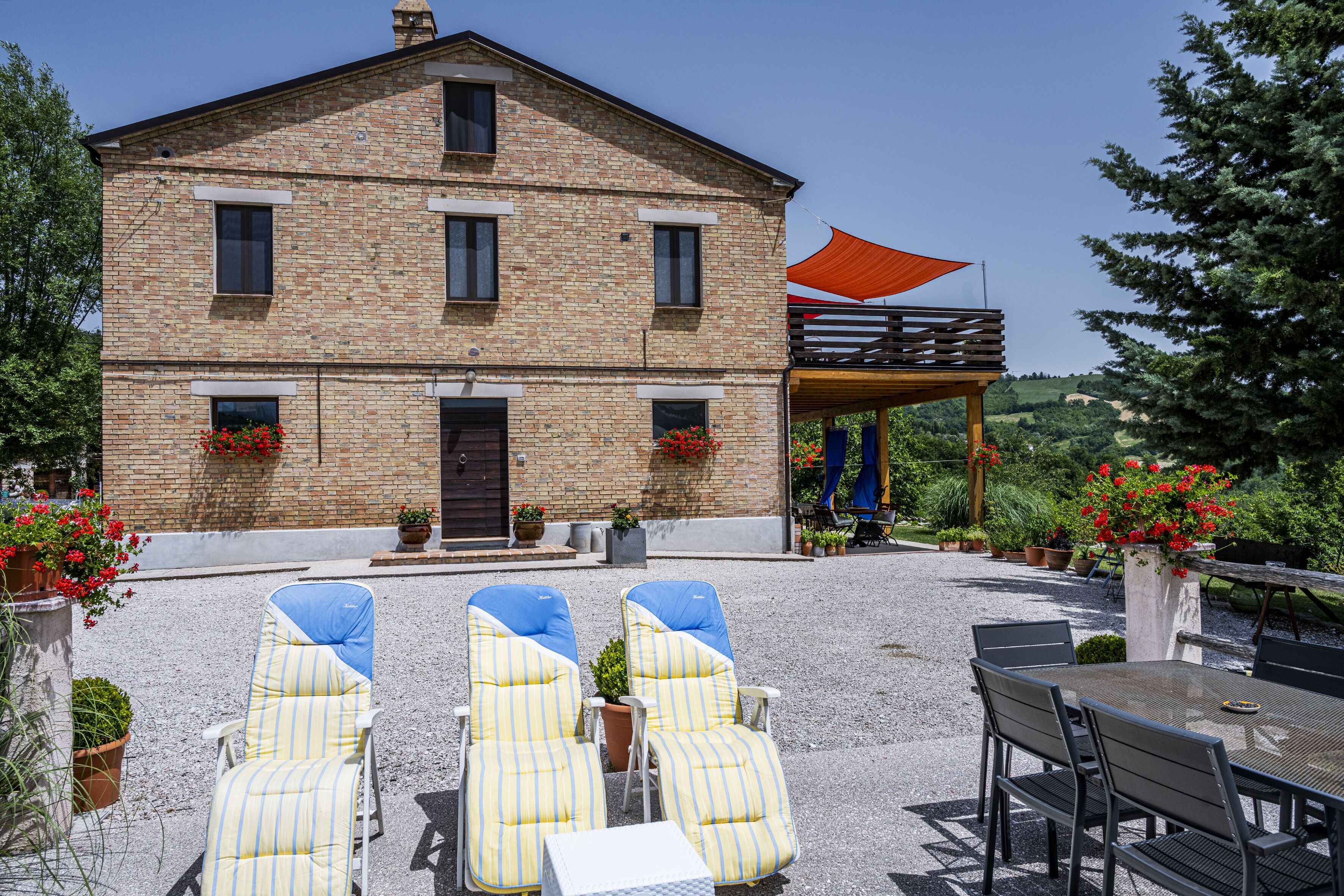 Facciata della struttura