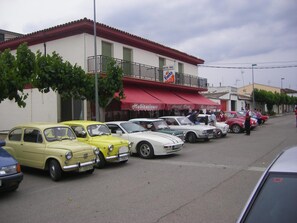 免费自助停车