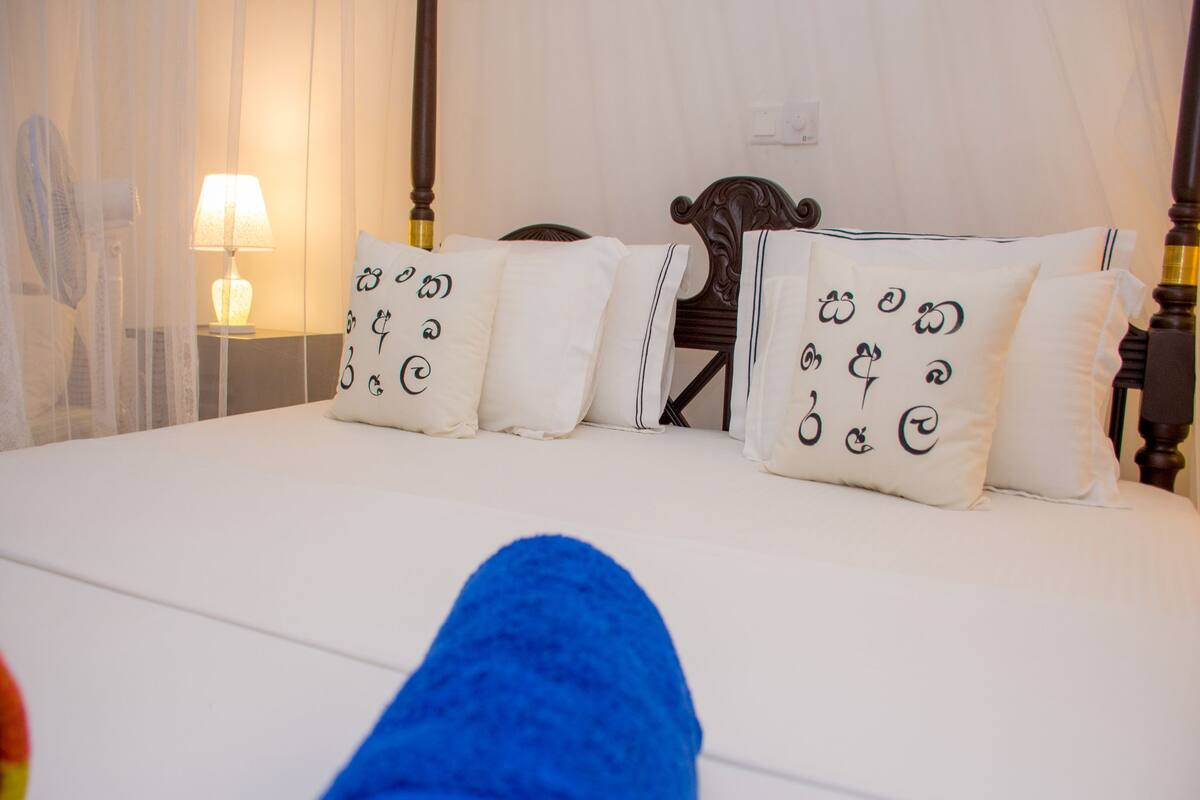 Chambre Familiale, plusieurs lits, non-fumeur, vue piscine