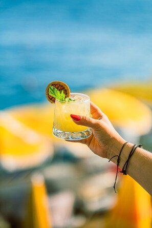 Petit déjeuner et déjeuner servis sur place, spécialités Cuisine turque