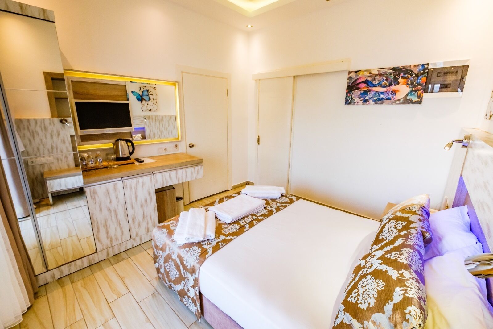 deluxe double room, sea view | desk, soundproofing, free wifi, bed sheets