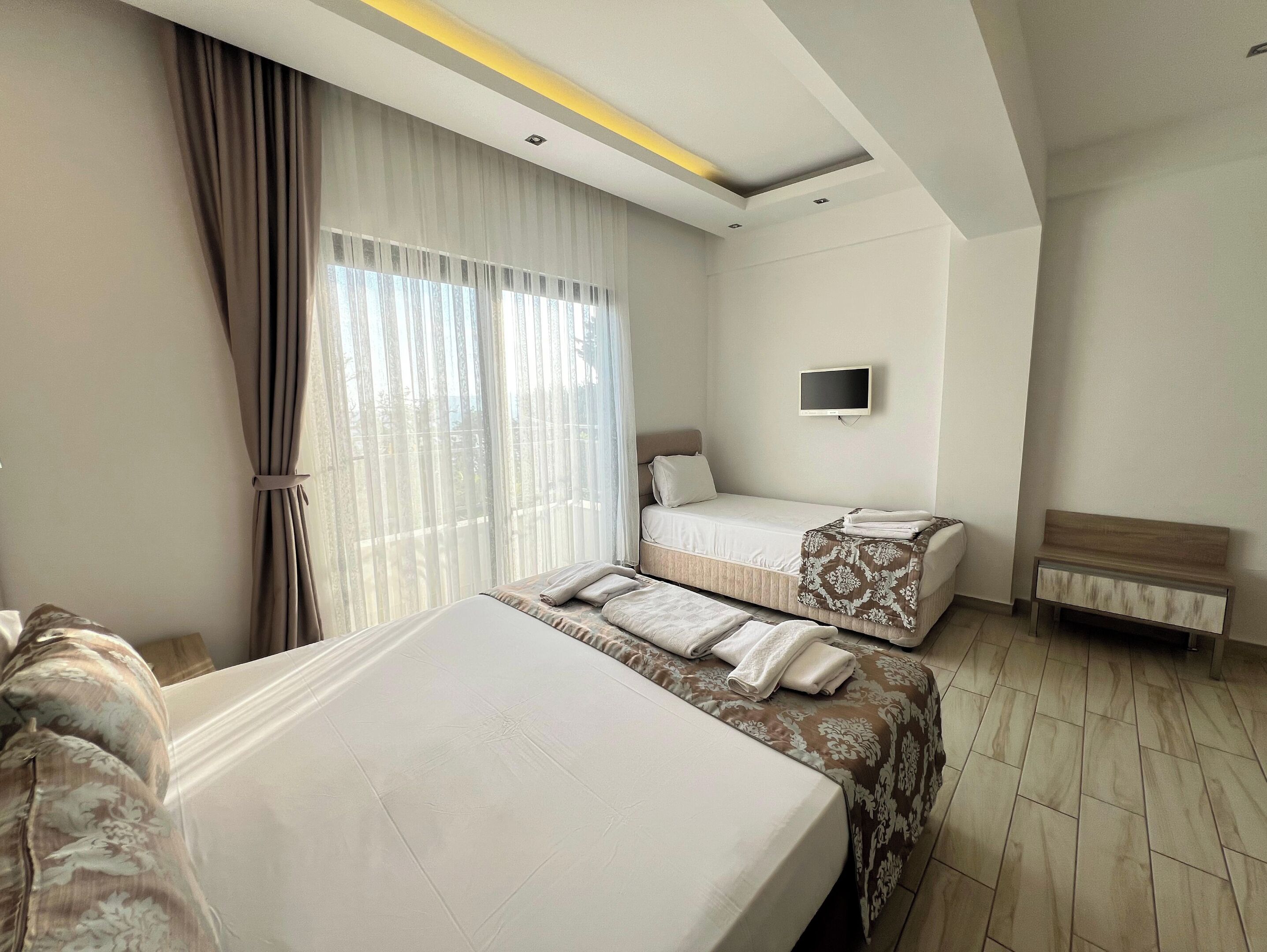 family room, sea view | view from room