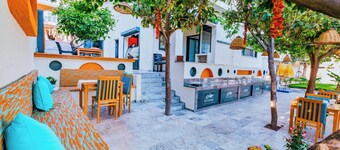 薩杜雅安迪菲爾飯店