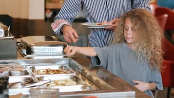 Tägliches inbegriffenes Frühstücksbuffet