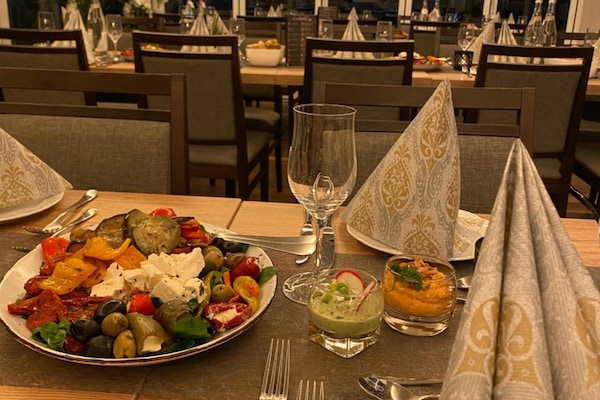 Lunch and dinner served, Regional cuisine