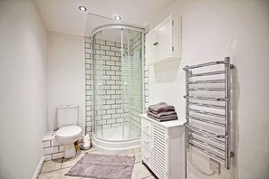 Comfort Apartment, 1 Bedroom | Bathroom - Star Apartment (Ipswich)