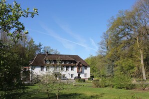 Front of property - Hotel Wintersmühle (Bielefeld)