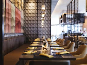 2 restaurants, breakfast, lunch, dinner served; Regional cuisine