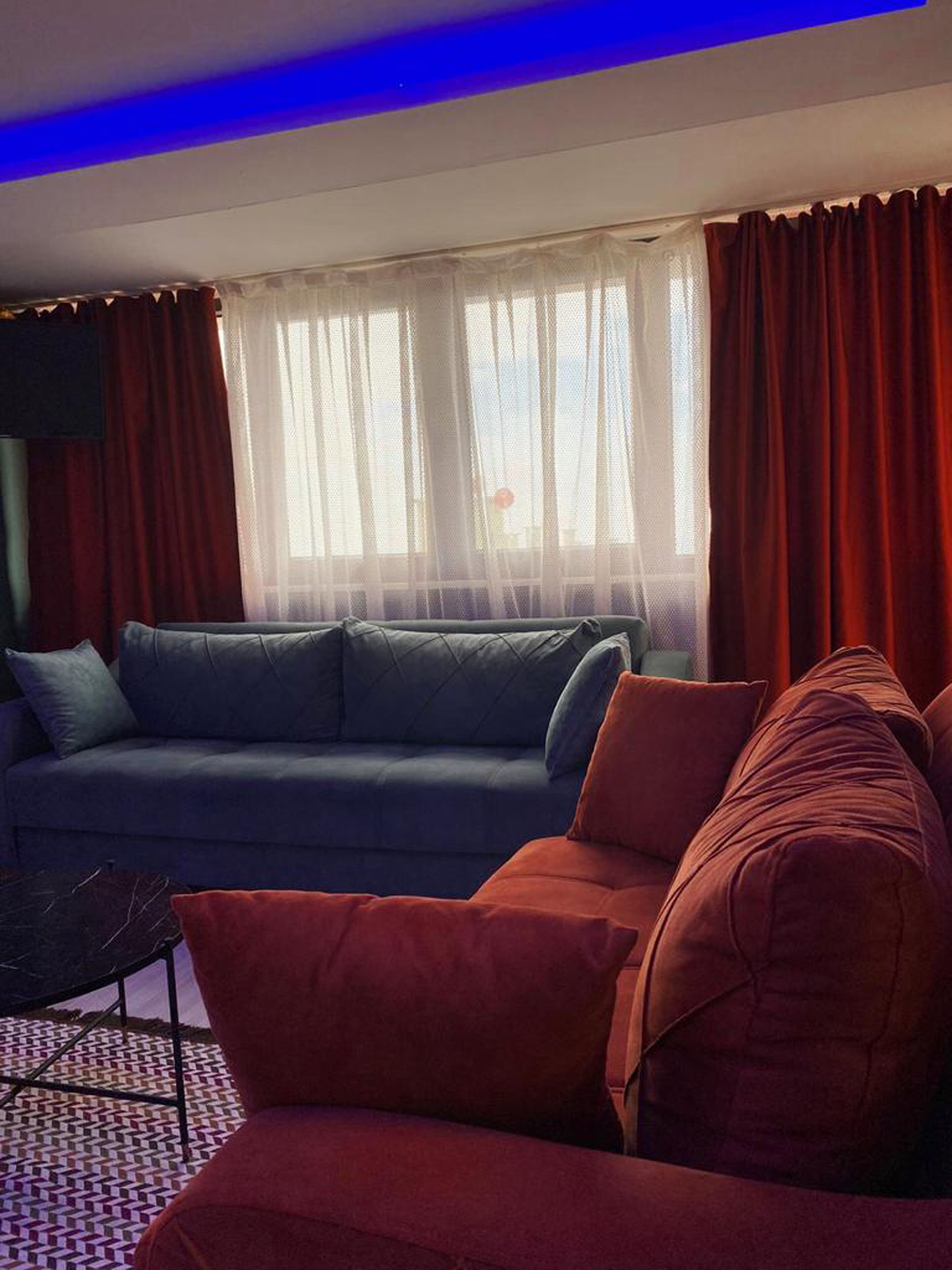 82-cm led tv with satellite channels, tv