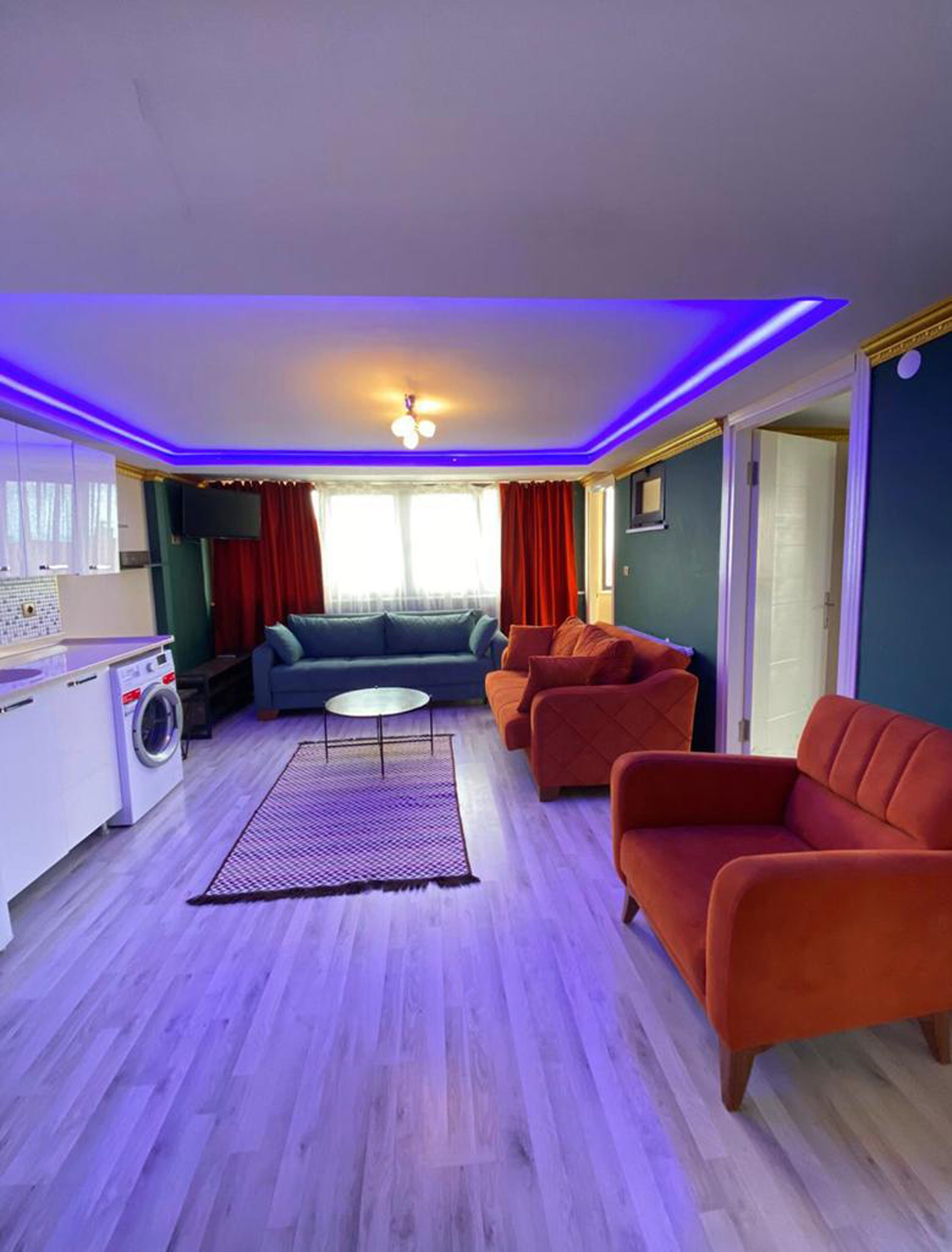 82-cm led tv with satellite channels, tv