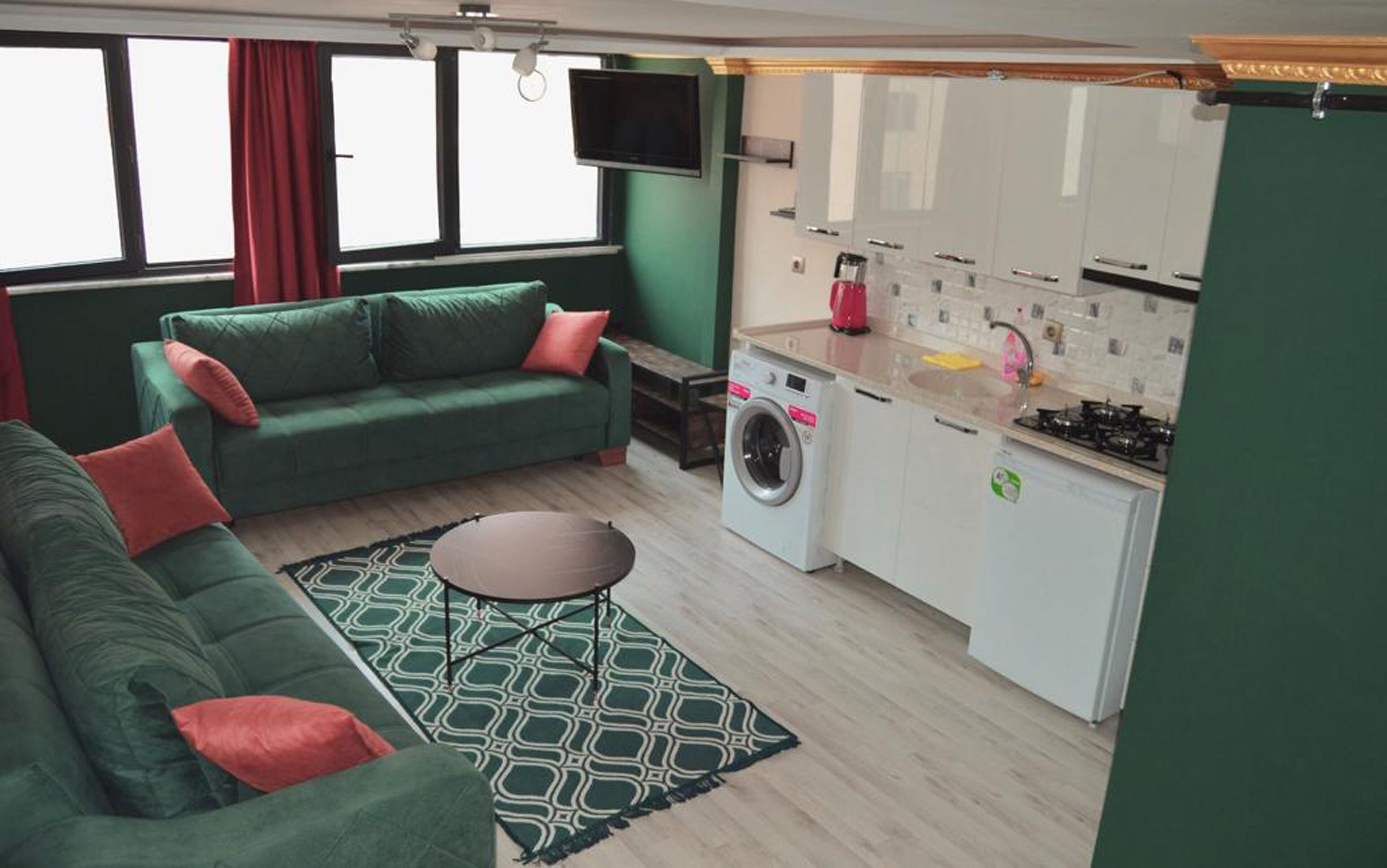 82-cm led tv with satellite channels, tv