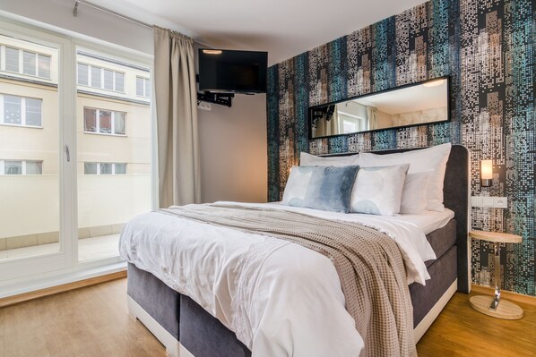 1 bedroom, Select Comfort beds, blackout curtains, iron/ironing board - Terrace Apartment Prague (Prague)