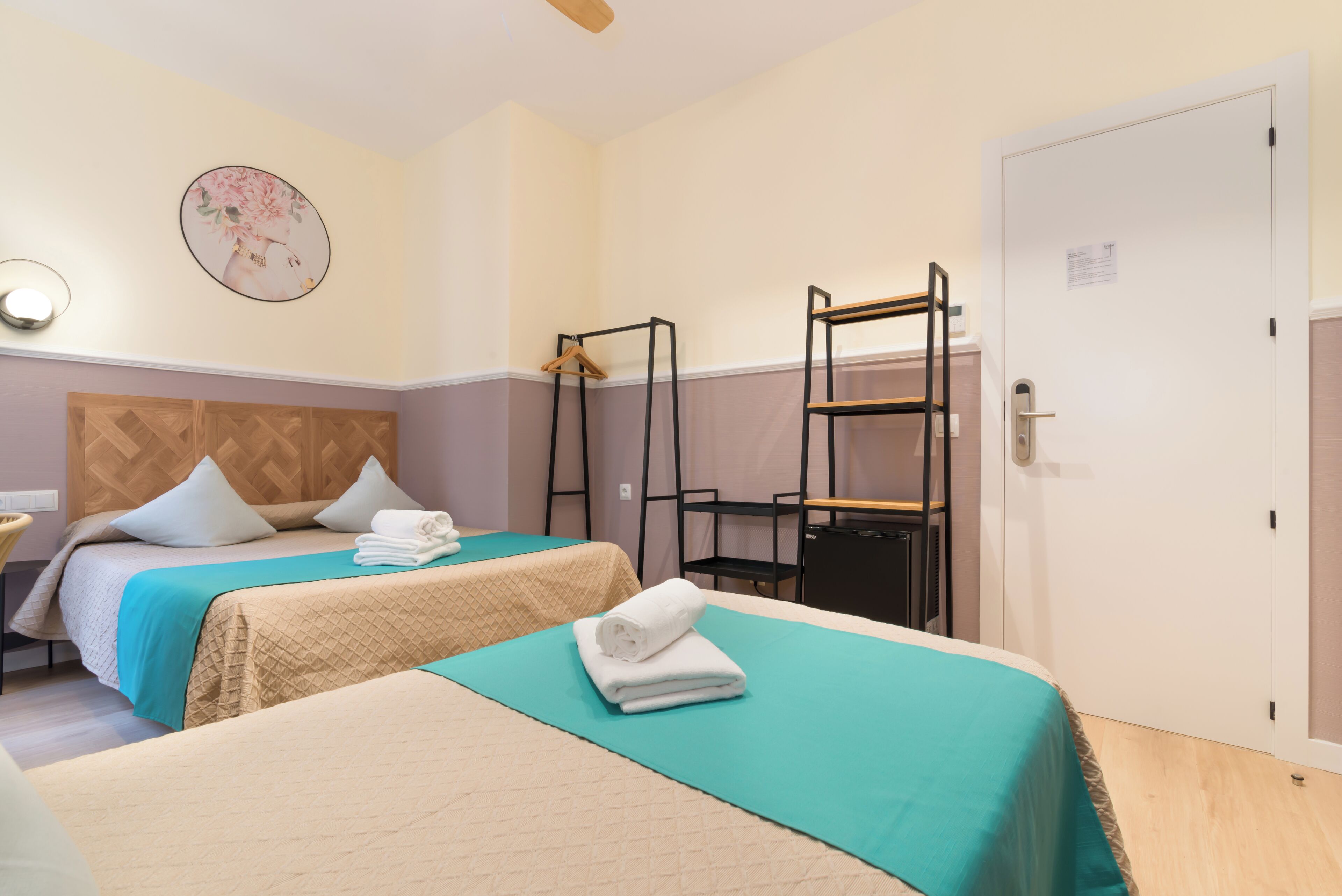 Standard Triple Room | Desk, blackout curtains, soundproofing, iron/ironing board