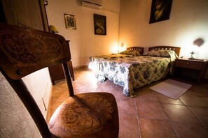 Room - B&B I Menhir (Sorgono)