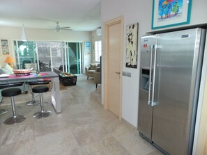 别墅, 2 间卧室, 海港景观 | 私人厨房 | 大冰箱、微波炉、烤箱、炉灶