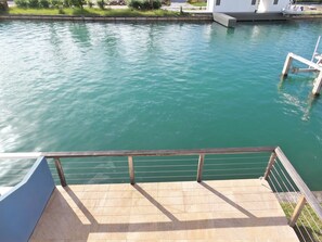 Villa, 2 habitaciones, vista al puerto | Vista del balcón