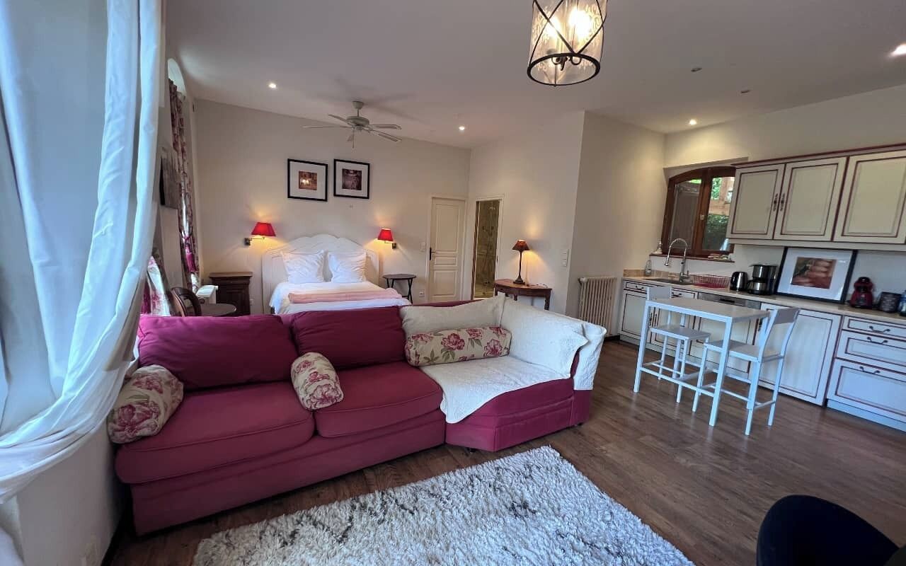 Studio | Living area