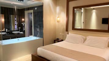 Chambre Double Supérieure, 1 trÚs grand lit, baignoire