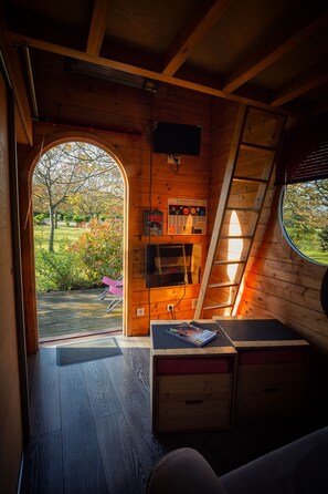 Bungalow Comfort (Stars observation) | Area keluarga | TV layar datar dan perapian