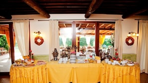 Buffet - Agriturismo Giuncola e Granaiolo (Grosseto)