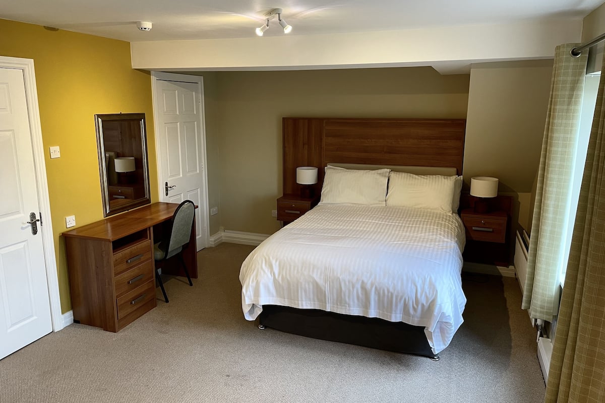 classic quadruple room | premium bedding, iron/ironing board, free wifi, bed sheets