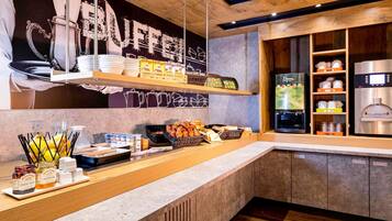 Daily buffet breakfast for a fee