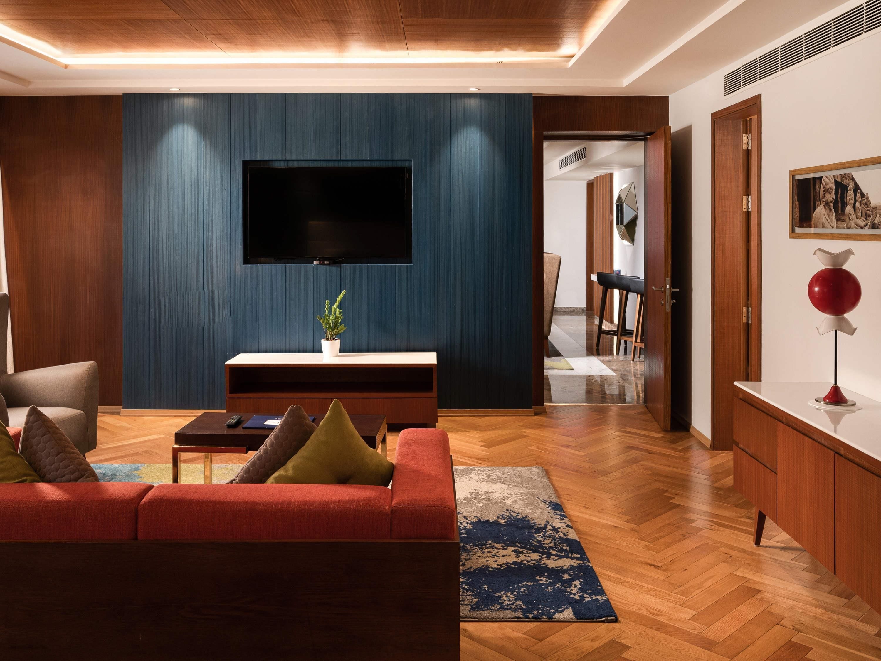 Presidential Suite, 1 King Bed | Hypo-allergenic bedding, minibar, in-room safe, desk