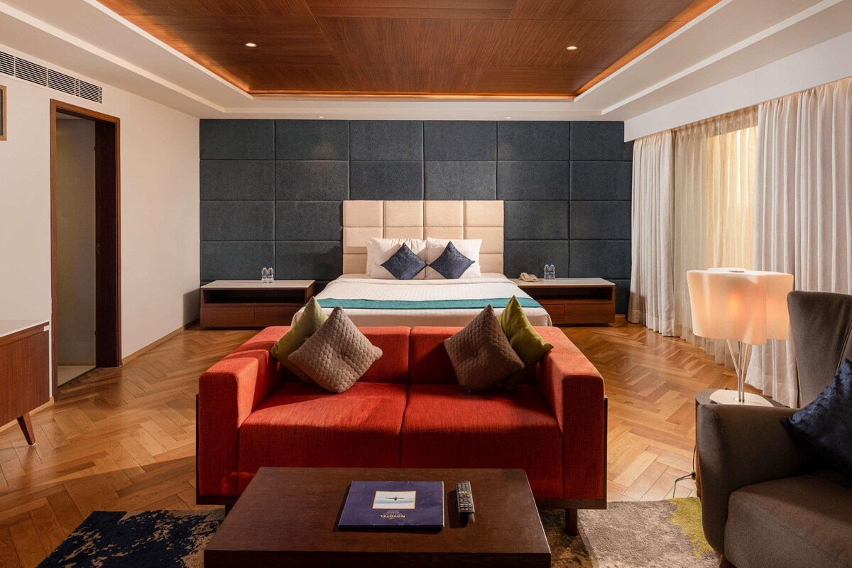 Presidential-Suite, 1 King-Bett