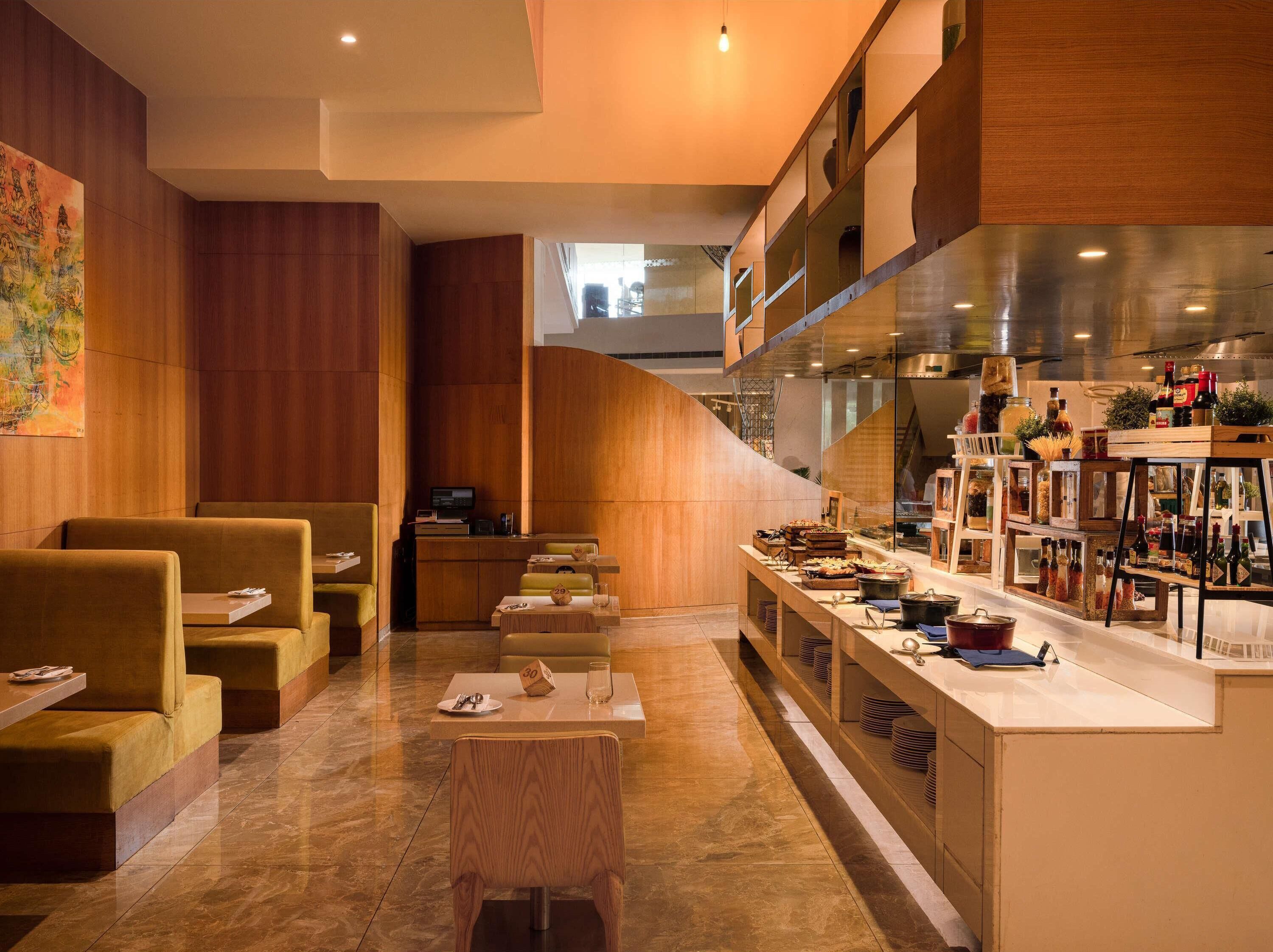 Daily buffet breakfast (INR 899 per person)