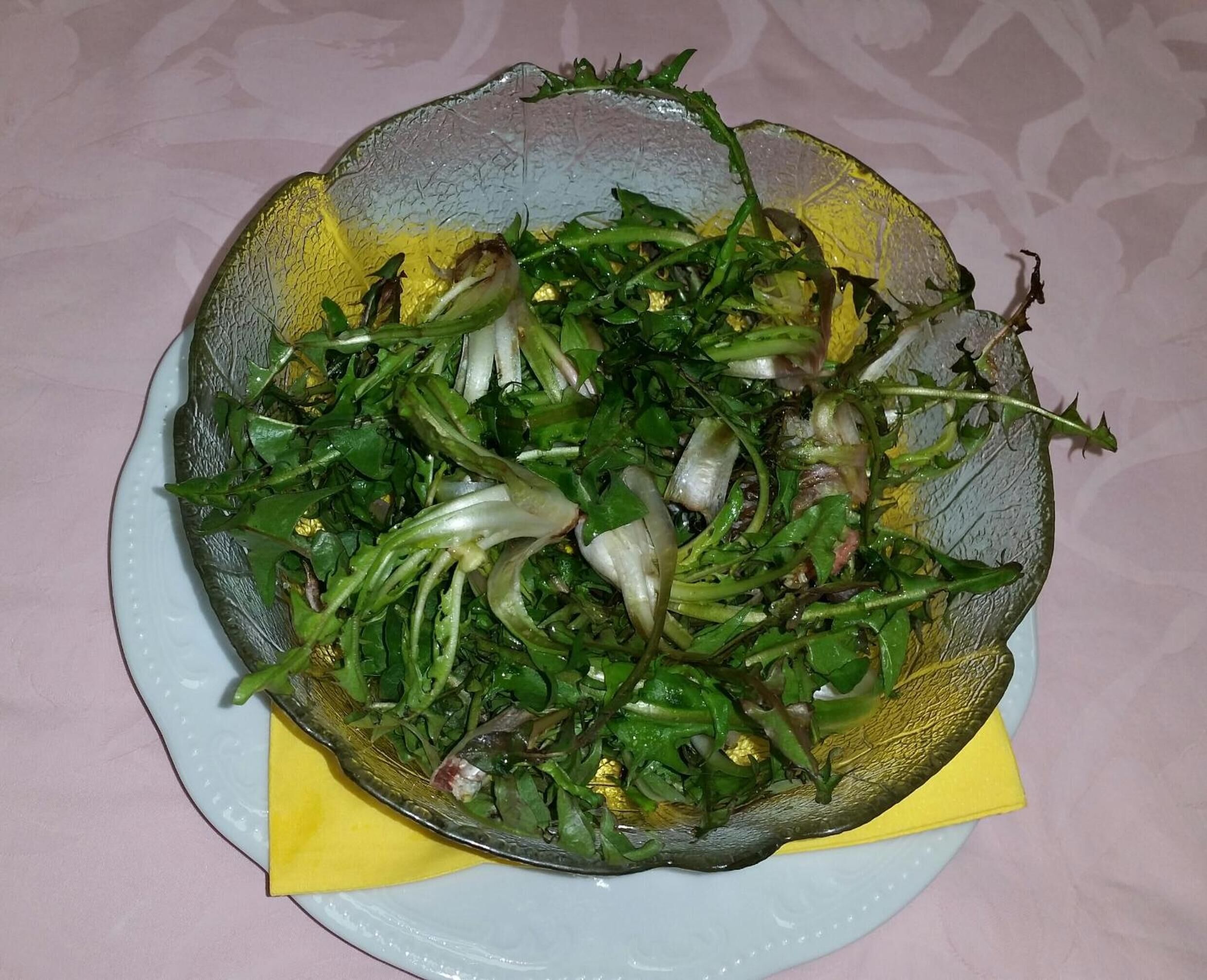 lunch and dinner served, local cuisine