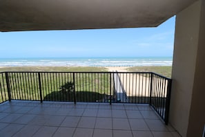 Luxury Condo, 3 Bedrooms, Ocean View, Oceanfront | Balcony