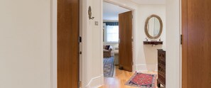 Apartment, 2 Bedrooms, 2 Bathrooms | 2 bedrooms, iron/ironing board, free WiFi, bed sheets - A Place Like Home - Elegant Apartment near Green Park (London)