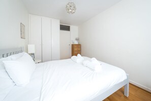 1 bedroom, iron/ironing board, free WiFi, bed sheets - A Place Like Home - Comfortable South Kensington Apartment (London)