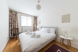 1 bedroom, iron/ironing board, free WiFi, bed sheets - A Place Like Home - Comfortable South Kensington Apartment (London)