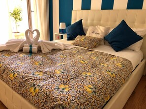 Double Room, 1 Queen Bed, Balcony (Nerano) | Premium bedding, minibar, in-room safe, desk - B&B La Rada (Sorrento)