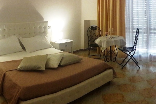 Quadruple Room, Private Bathroom (Ulivo)